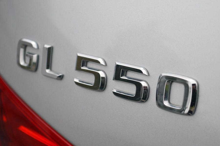  Mercedes-Benz GL550 2013 года  (фото 38 из 47)